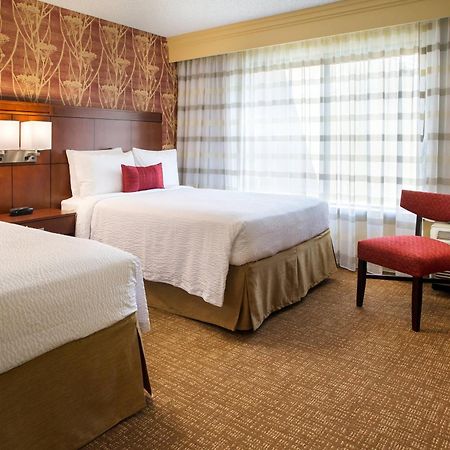 Отель Courtyard Anaheim Буэна Парк Экстерьер фото