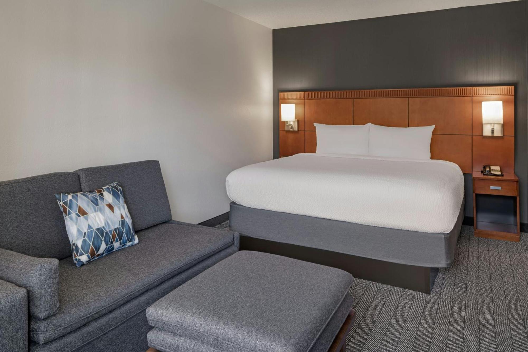 Отель Courtyard Anaheim Буэна Парк Экстерьер фото