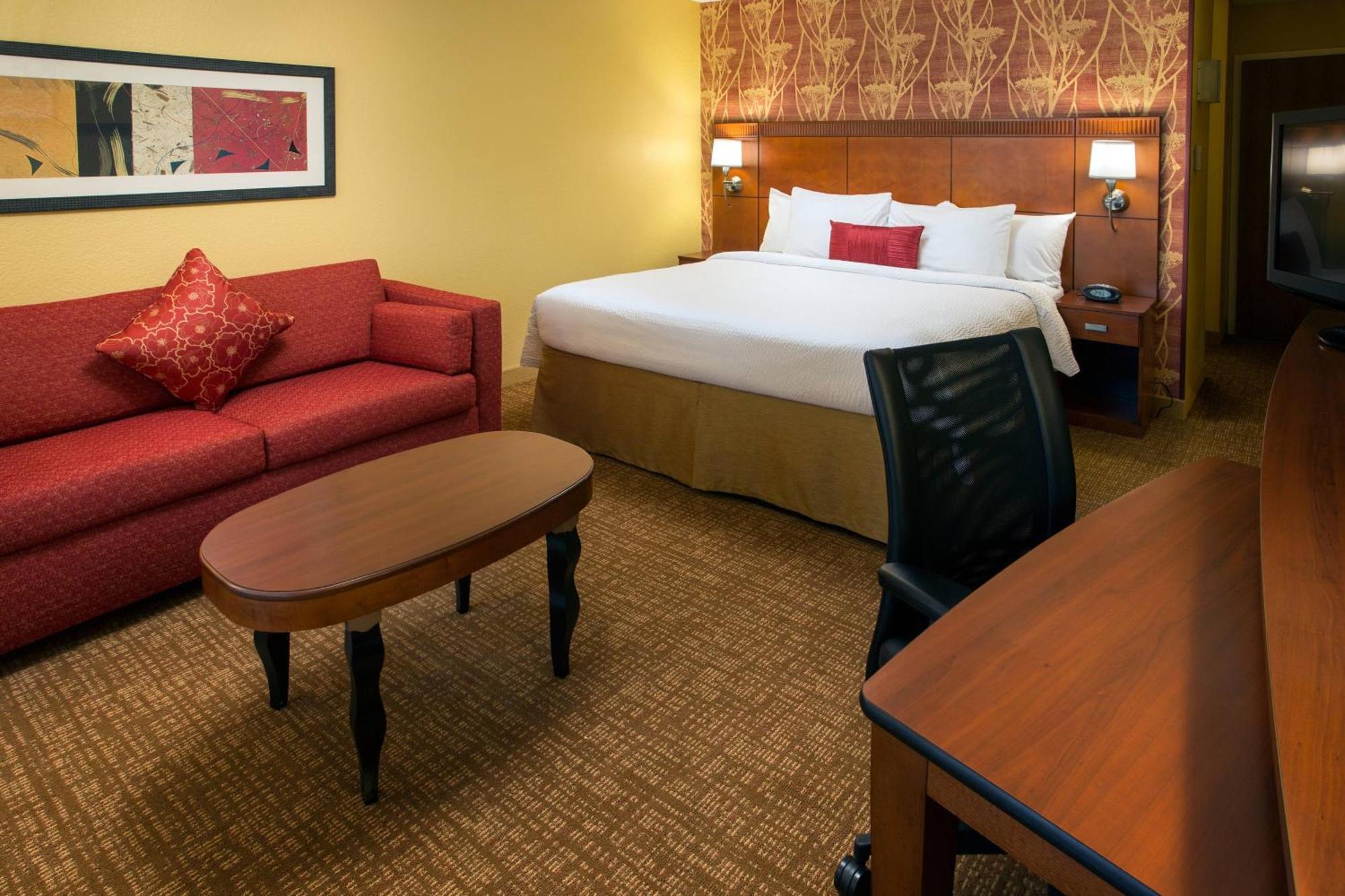 Отель Courtyard Anaheim Буэна Парк Экстерьер фото