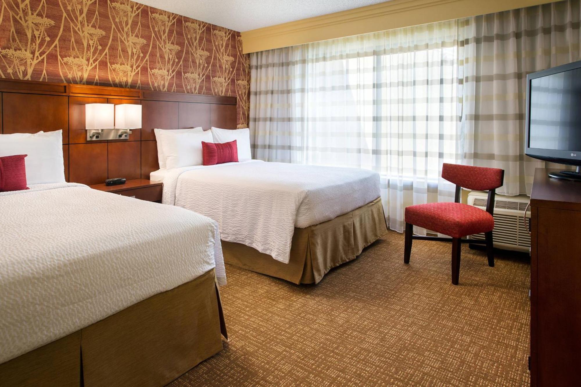 Отель Courtyard Anaheim Буэна Парк Экстерьер фото